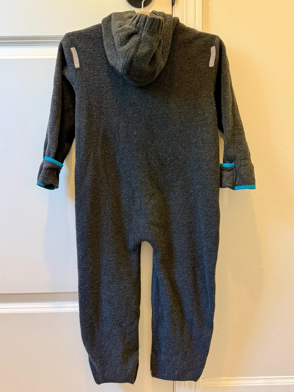 Hoppediz Gray Hooded One-Piece Romper with Blue Trim